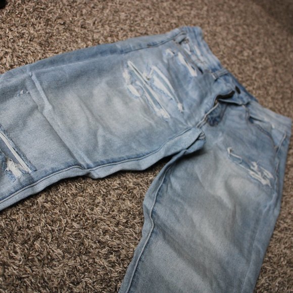 AE Jeans - Picture 1 of 7